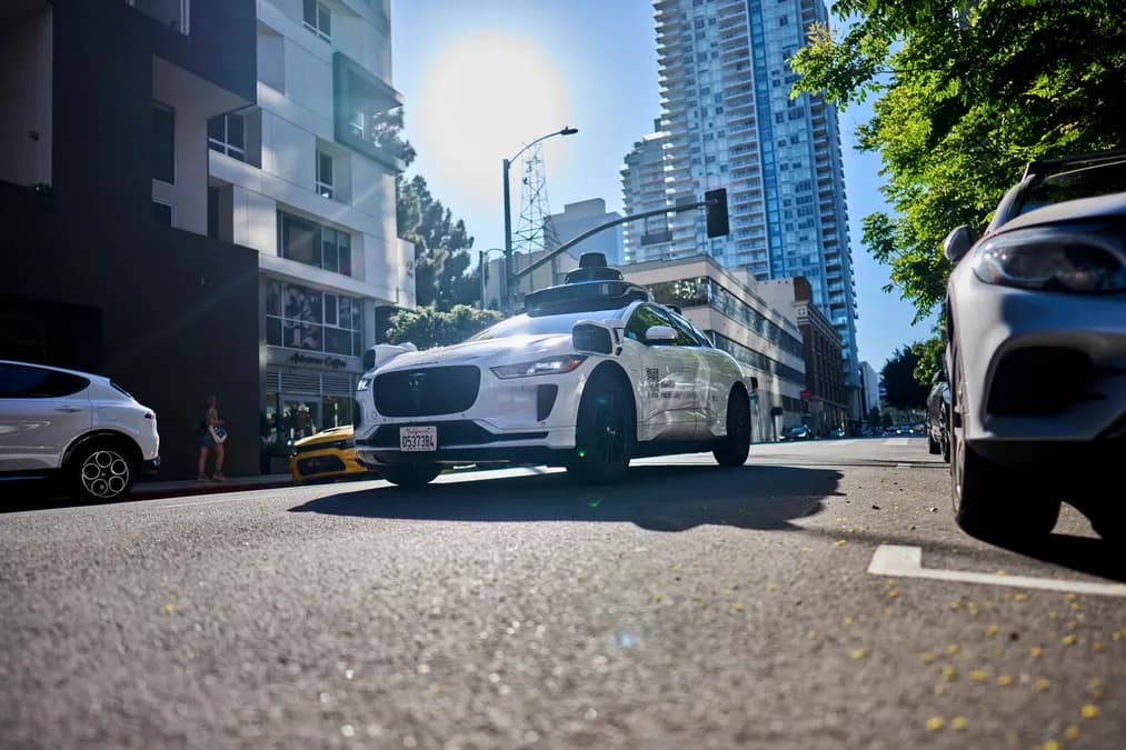 Waymo Calls Cops on Riders With Ghost Gun in SF