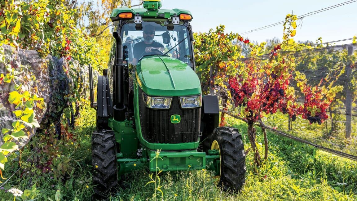 John Deere Self-Repair: Farmers Still Not Convinced