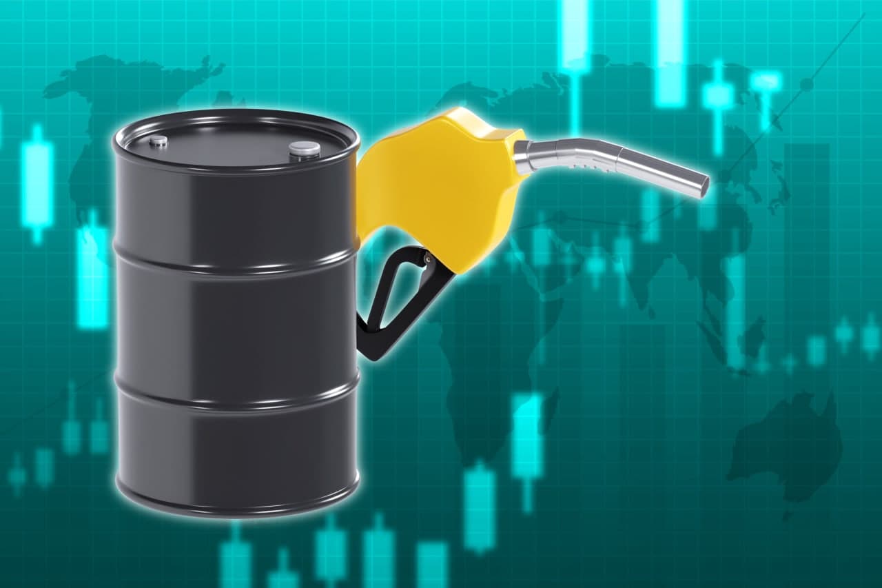 Iran Risk Sends Oil Spot Premium to Multi-Year High