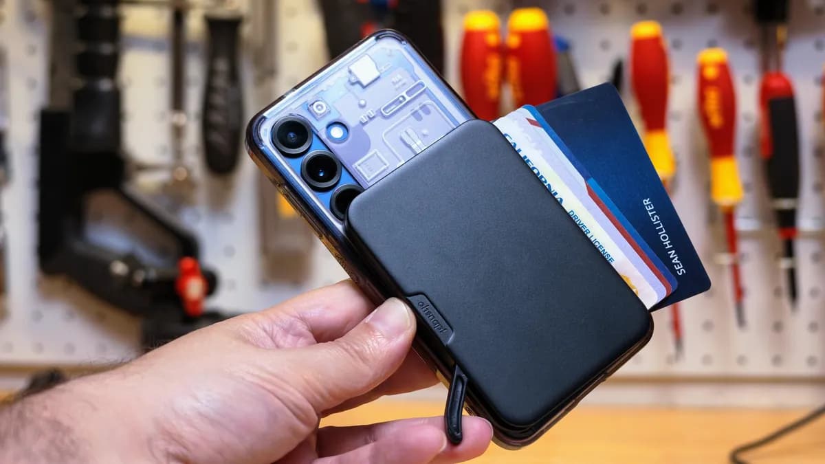 OhSnap Lever-Action Wallet: Best Phone Wallet 2026